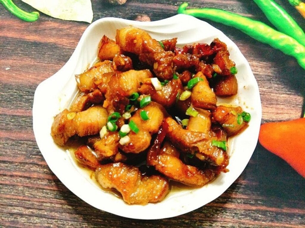 Hướng dẫn bạn cách làm 16 món thịt ba chỉ thơm ngon béo ngậy